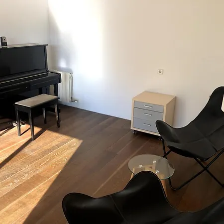 Villa R64 Deluxe Déjà Vu